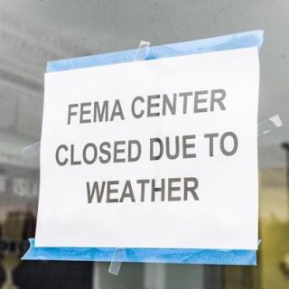  HELP? 5 Days after Hurricane Sandy hit FEMA CLOSED its doors
