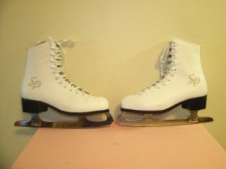 CCM SP Competition Figure Skating Ice Skates U s Size 5 WomenS