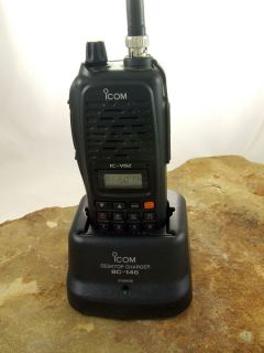 Icom IC V82 Ham Shortwave Radio VHF Transceiver Hardly Used