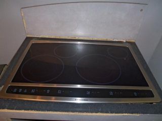 Electrolux 30 Hybrid Induction Cooktop Stainless EW30CC55GS Scuffs on
