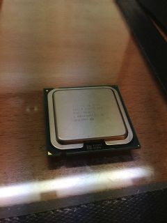 Intel Core 2 Duo E8400 3 GHz Dual Core Q921A747 Processor