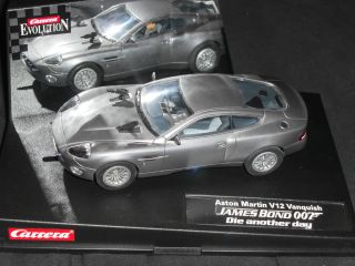  25467 Evolution Aston Martin Vanquish James Bond 007 Die Another Day