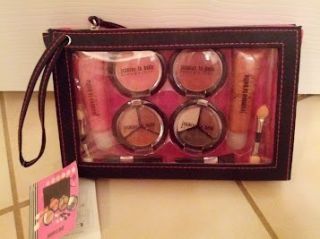 Jasmine La Belle Cosmetics Make Up Kit with Make Up Bag