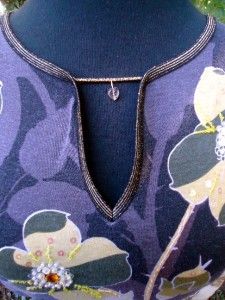 Jane Doe Collection Womens Embellished Floral Knit Top Size Large