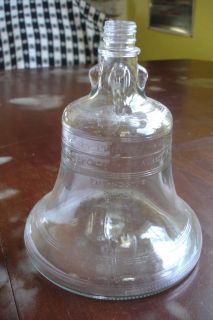 VINTAGE JIM BEAM CLEAR GLASS WHISKEY LIBERTY BELL DECANTER BOTTLE 1776