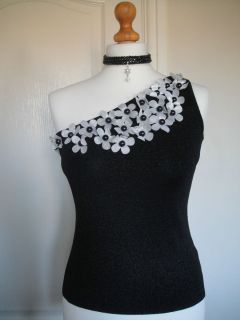 Joseph A Stunning One Shoulder Flower Top EXC Cond Inc Necklace Look M