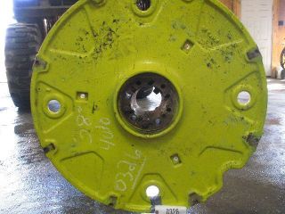 John Deere 4010 Rear Wheel Hub id 326  