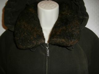 Jones New York Very Warm Brown Coat with Fur Collar Size Large Perfect Condition  