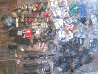 1 6 Scale Weapons Boots Clothes LOT GI Joe BBI DID Dragon Hot Toys Soldier  
