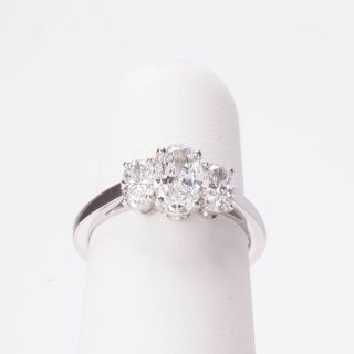 50 tcw Oval Diamond D VS2 Engagement Ring Platinum Kwiat