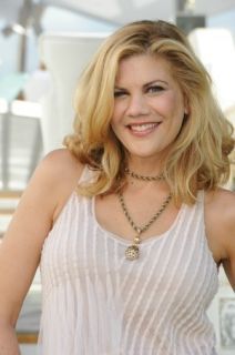 Signed by 3rd Rock from The Sun Exes Star Kristen Johnston
