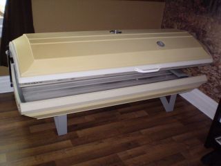 sunquest pro s20 tanning bed bottom part not lighting up