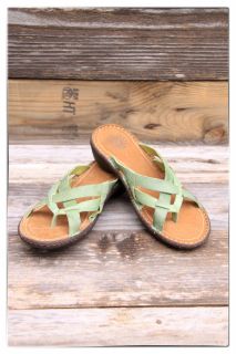 UGG Australia Lanni Peashoot Green Chestnut Sandal Boot US 8 9 UK 7 5