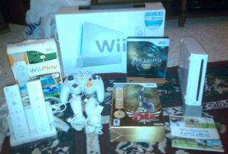 Wii White Console Bundle with extra Accessories and 3 Legendary Games