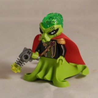 Lego Alien Commander Minifigure Brand New Mint from Set 7065