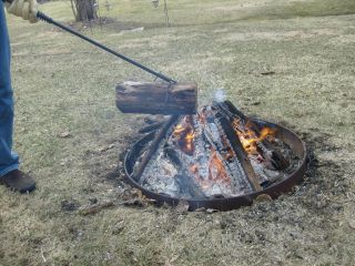 Angled Tong Log Grabber Campfire Tool Log Gripper Firepoker
