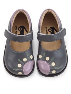 See Kai Run Gray Taylor Mary Jane Shoes with Lavender Sunburst Accent