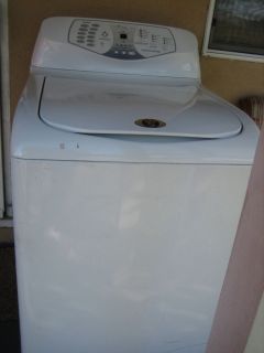 Maytag Neptune Washer FAV6800AWW for Parts or Repair