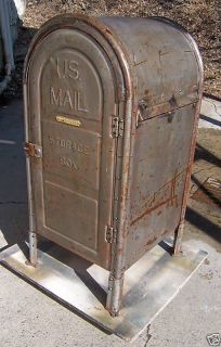 LG Vtg1948 Industrial Metal Mailbox Storage Cabinet