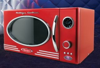  Electrics Retro Look 800 Watt 9 cu ft Microwave Oven BLACK or RED
