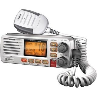 UNIDEN UM380 FIXED MOUNT VHF/2 WAY MARINE RADIO (WHITE)