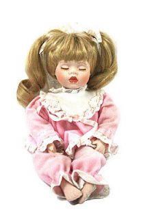 1999 Royalton Collection 7 Porcelain Doll Blonde Hair Little Girl
