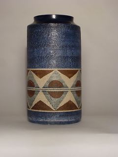 Troika Pottery Medium textured cylinder vase 8 T1005 Sue Lowe 1976