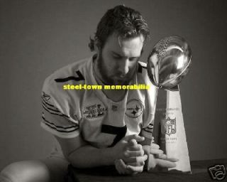 BEN ROETHLISBERGER 8x10 WITH LOMBARDI TROPHY STEELERS