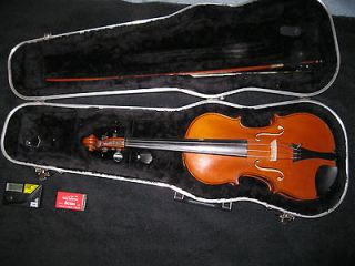 Old Violin   Nicholaus Amati   France; bow, rosin, tuner, SKB Case