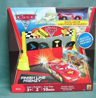 PIXAR CARS 2 FINISH LINE FRENZY GAME with EXCLUSIVE LIGHTNING McQUEEN
