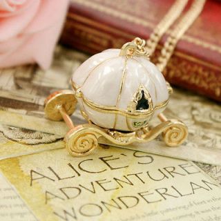 cinderella carriage in Jewelry & Watches