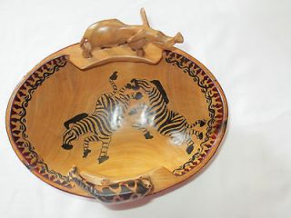 CARVED BOWL WITH GIRAFFE AND ELEPHANT ON TOP, FREE SALAD SPOON/FORK