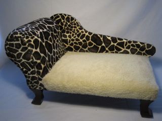 chaise lounge bed
