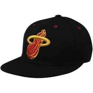 adidas Miami Heat Premium Blackout Fitmax 70 Fitted Hat   Black