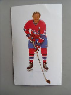 1986 87  Montreal Canadiens #19  Larry Robinson color postcard.