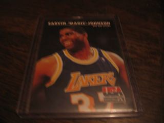 MAGIC JOHNSON LAKERS 1991 92 SKYBOX USA   OFF THE COURT #32