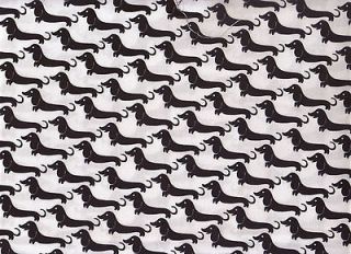 DACHSHUNDS I Spy Doxie Weiner Dogs Fat Quarter White FQ