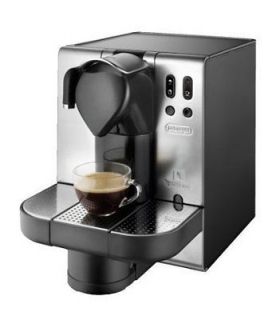 NEW IN BOX   Delonghi Lattissima Nespresso Espresso Maker   N680.M