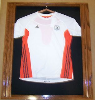jersey display case in Sports Mem, Cards & Fan Shop