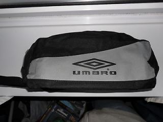 UMBRO BOOT BAG FOOTBALL RUGBY TRAINERS SHOE GYM ZIPPED WITH CARRY