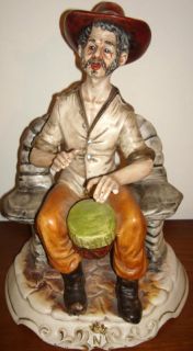 VINTAGE CAPODIMONTE FIGURINE STATUE MAN PLAYING DRUMS