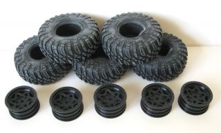Axial SCX10 Dingo Rock Crawler RIPSAW Tires and Rims