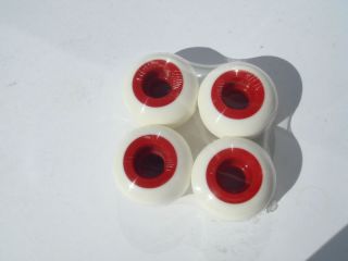 Skateboard Red White Color Wheels Size 52x31mm 99A